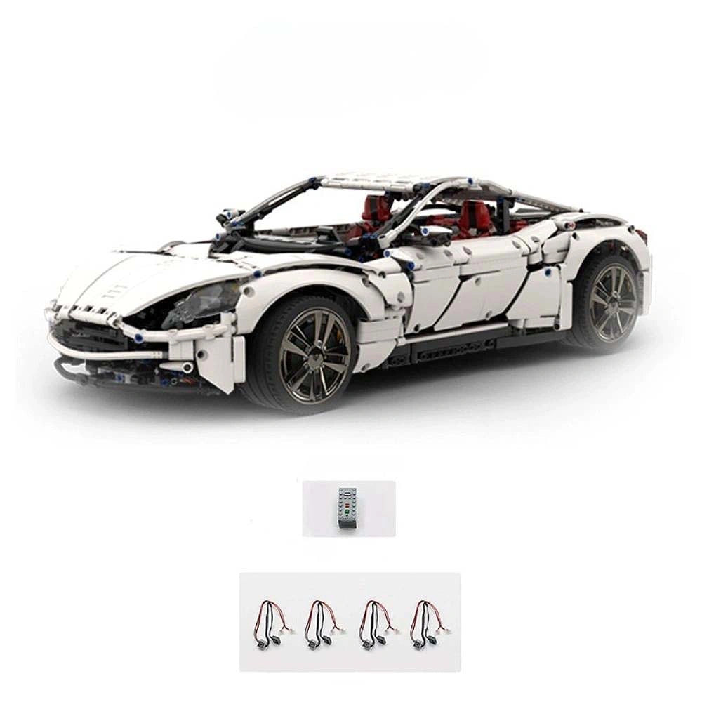 1:8 2024 Cream White UK Grand Tourer DB11 Static Sports Car Building Blocks - 2860 PCS